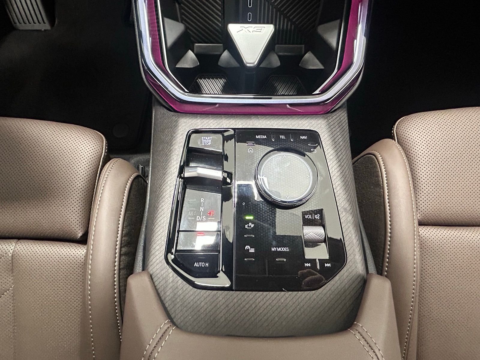 2026 BMW X3 30 - Photo 22