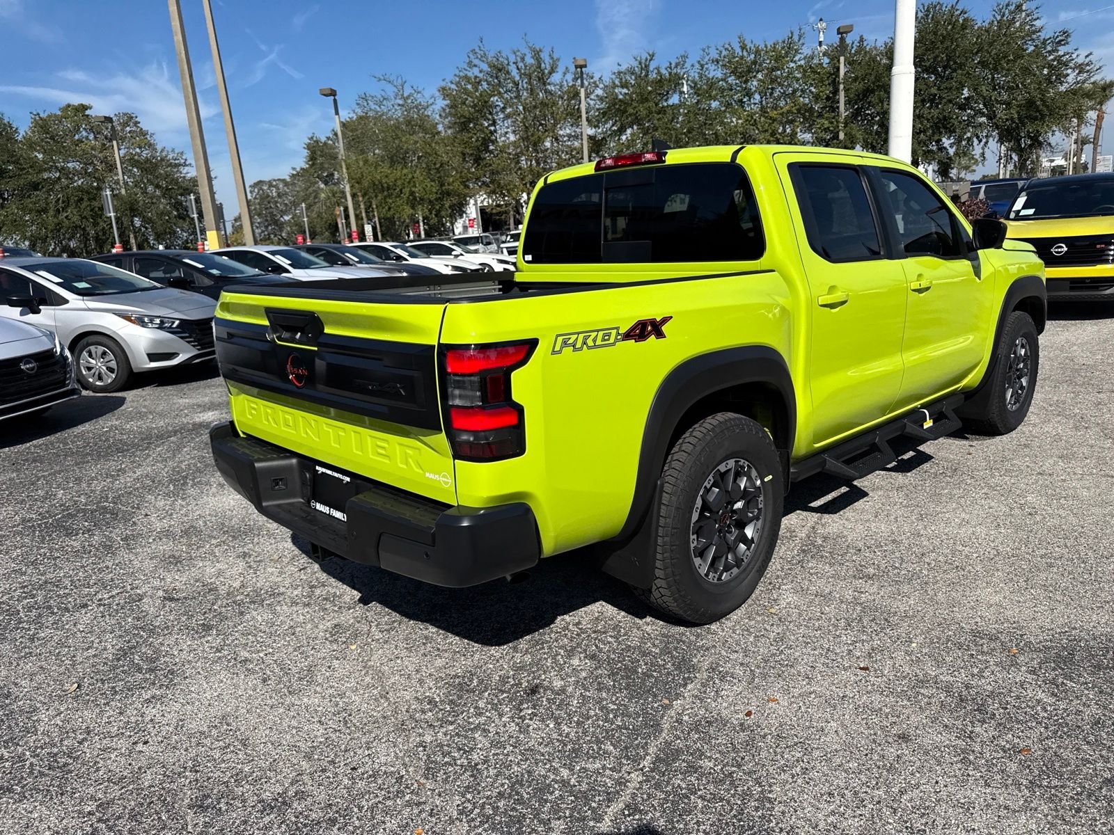 New 2026 Nissan Frontier PRO-4X 4D Crew Cab