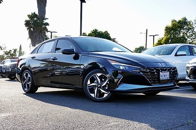 2023 Hyundai Elantra 1.6 HEV Limited DCT's photo