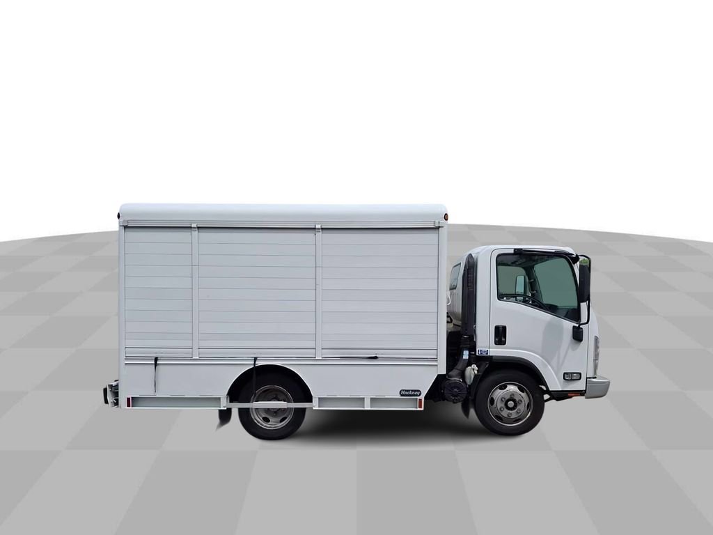 Used 2016 White Isuzu IBT PWL image 5