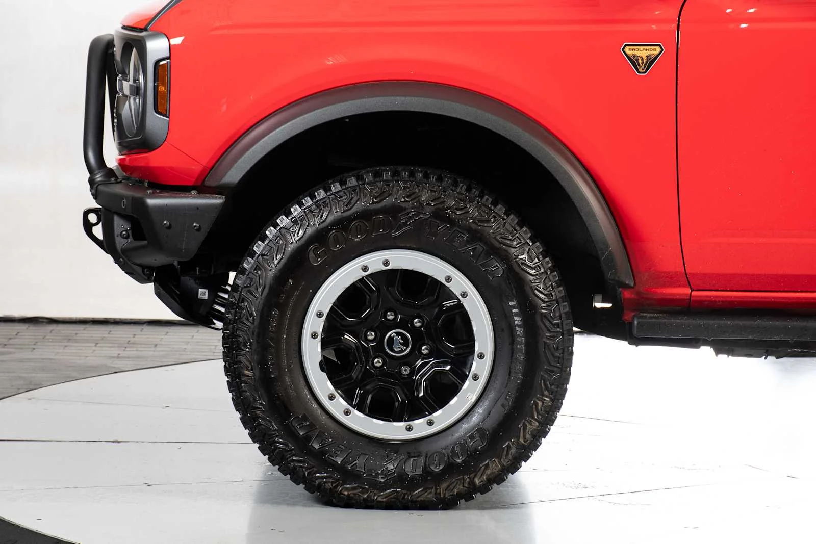 Used 2023 Race Red Ford Badlands image 11