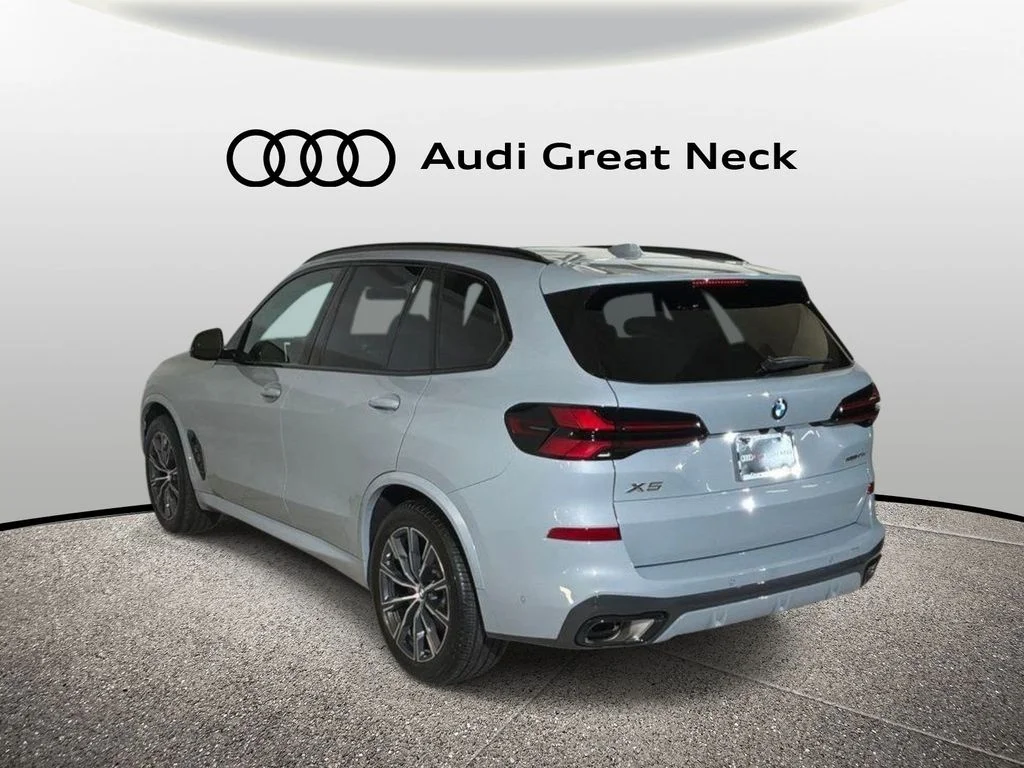 Used 2026 Gray BMW xDrive40i image 7