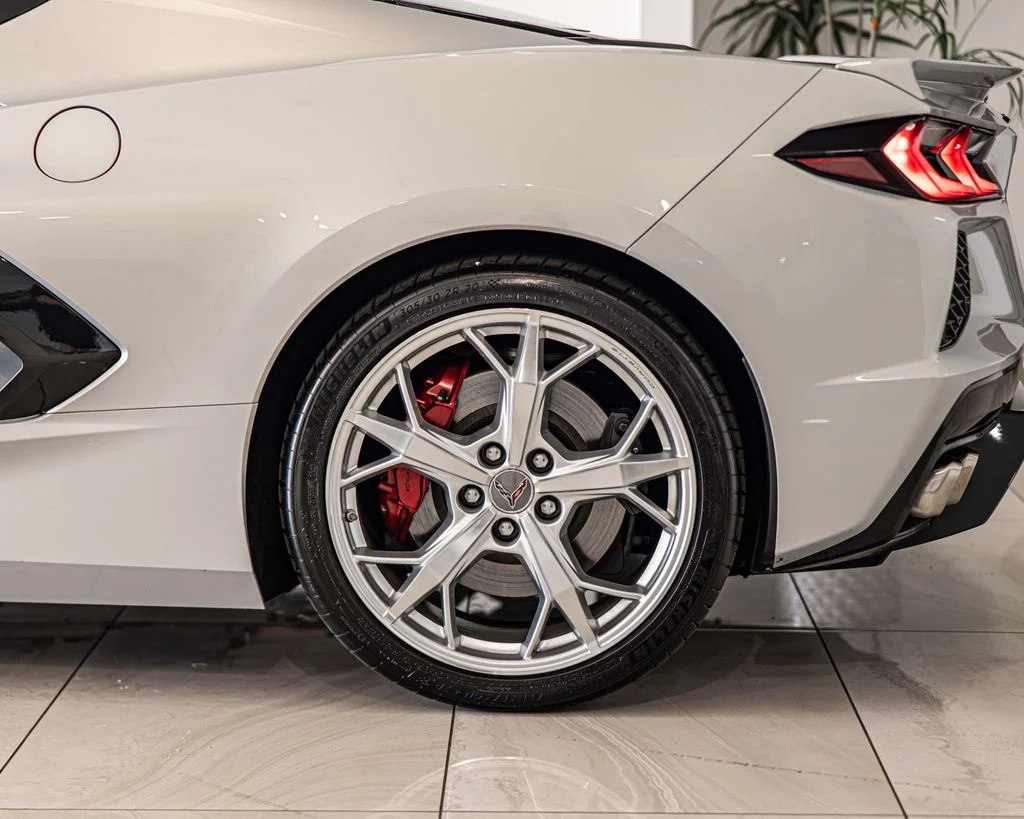 Used 2022 Silver Chevrolet Stingray image 8