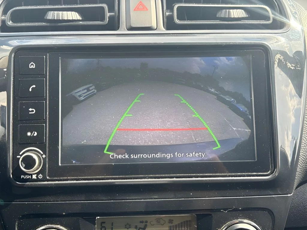 Used 2024  Mitsubishi ES image 10