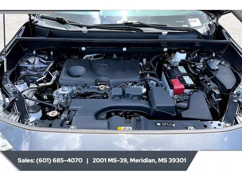 Used 2024 Magnetic Gray Metallic Toyota XLE Premium image 8