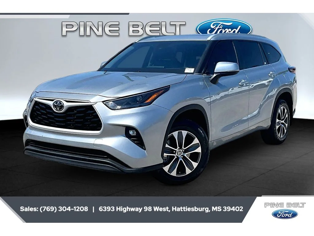 Used 2024 Celestial Silver Metallic Toyota XLE image 10