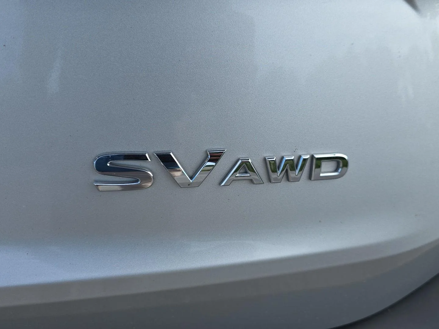 Used 2023 Brilliant Silver Metallic Nissan SV image 5