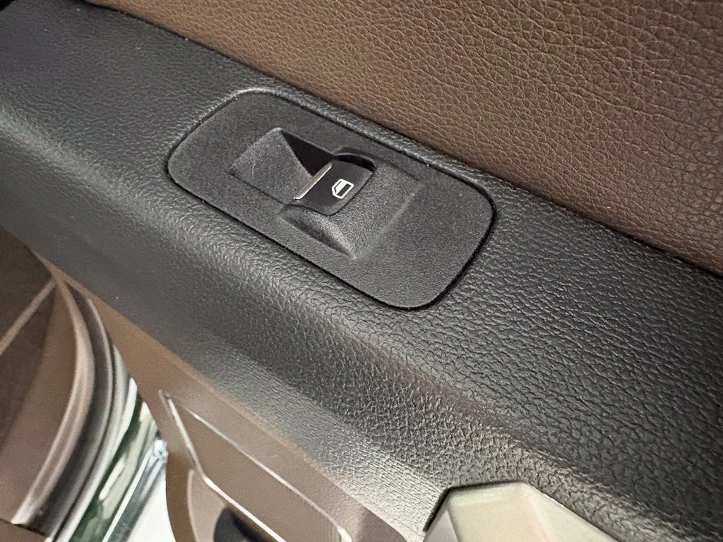 Used 2015 Green Ford King Ranch image 16