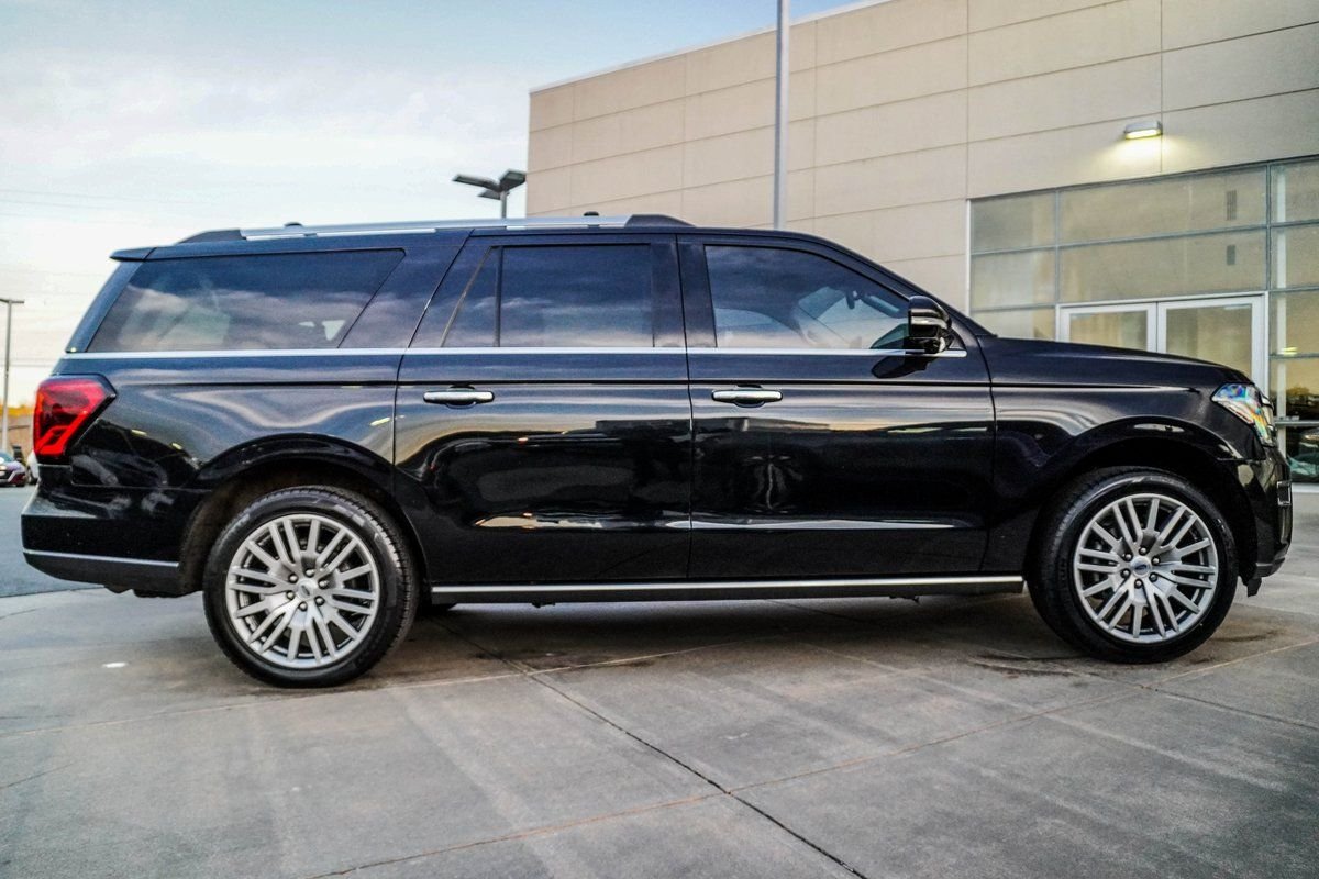 Used 2022 Black Ford Limited image 6