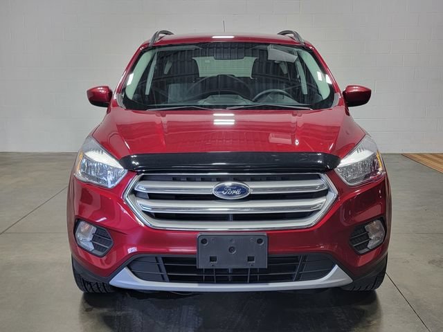 Used 2018 Red Ford SE image 3