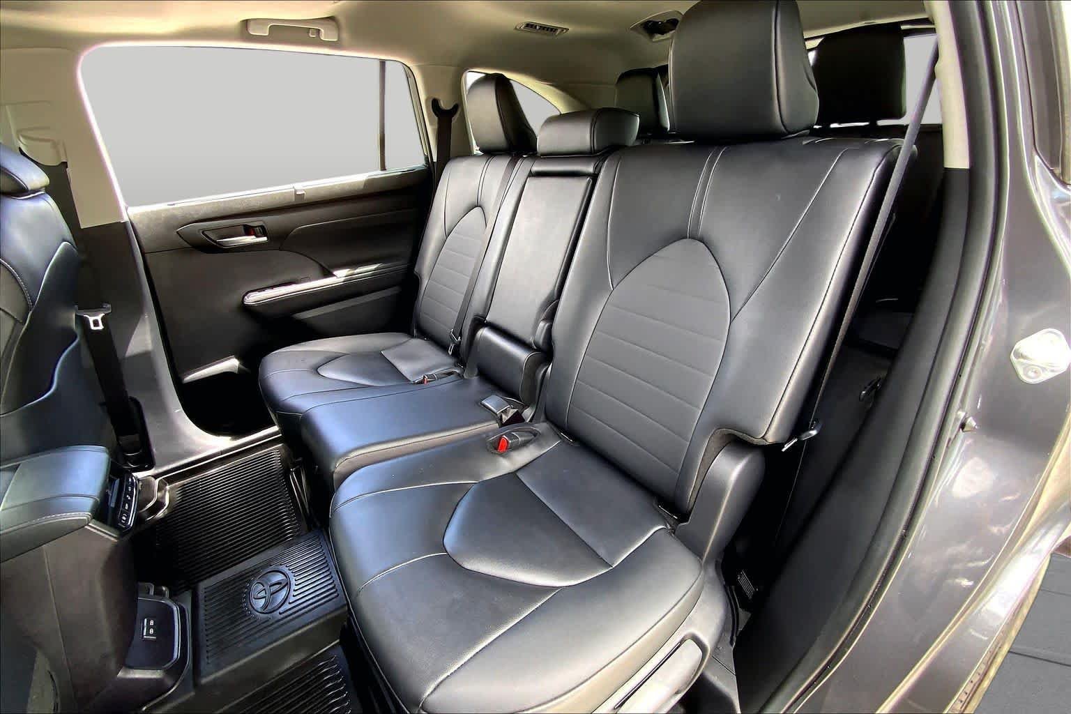 Used 2025 Magnetic Gray Metallic Toyota XLE image 20