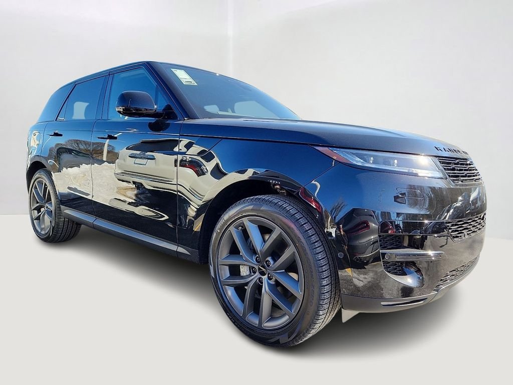 Used 2026 Santorini Black Metallic Land Rover SE image 2