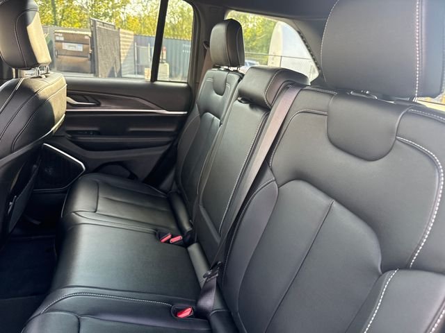 Used 2024 White Jeep 4xe image 14