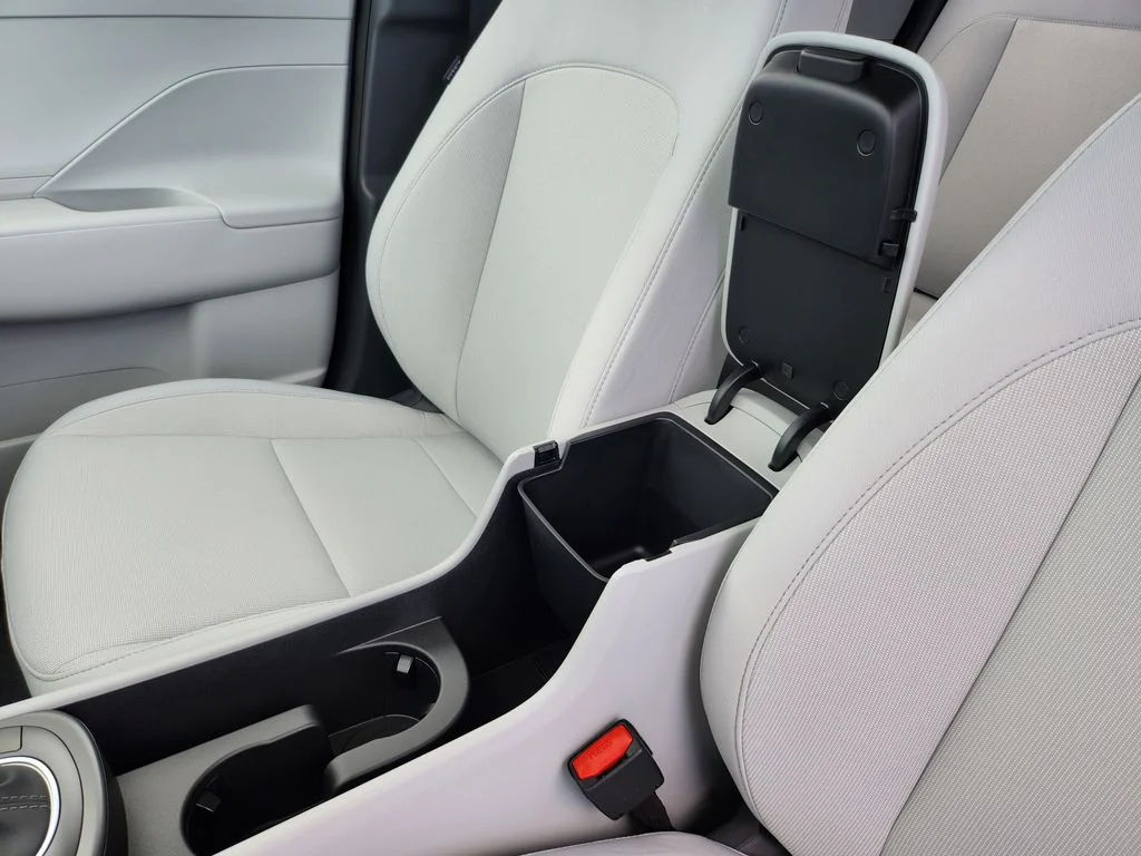 New 2026 Gray Hyundai SE image 27