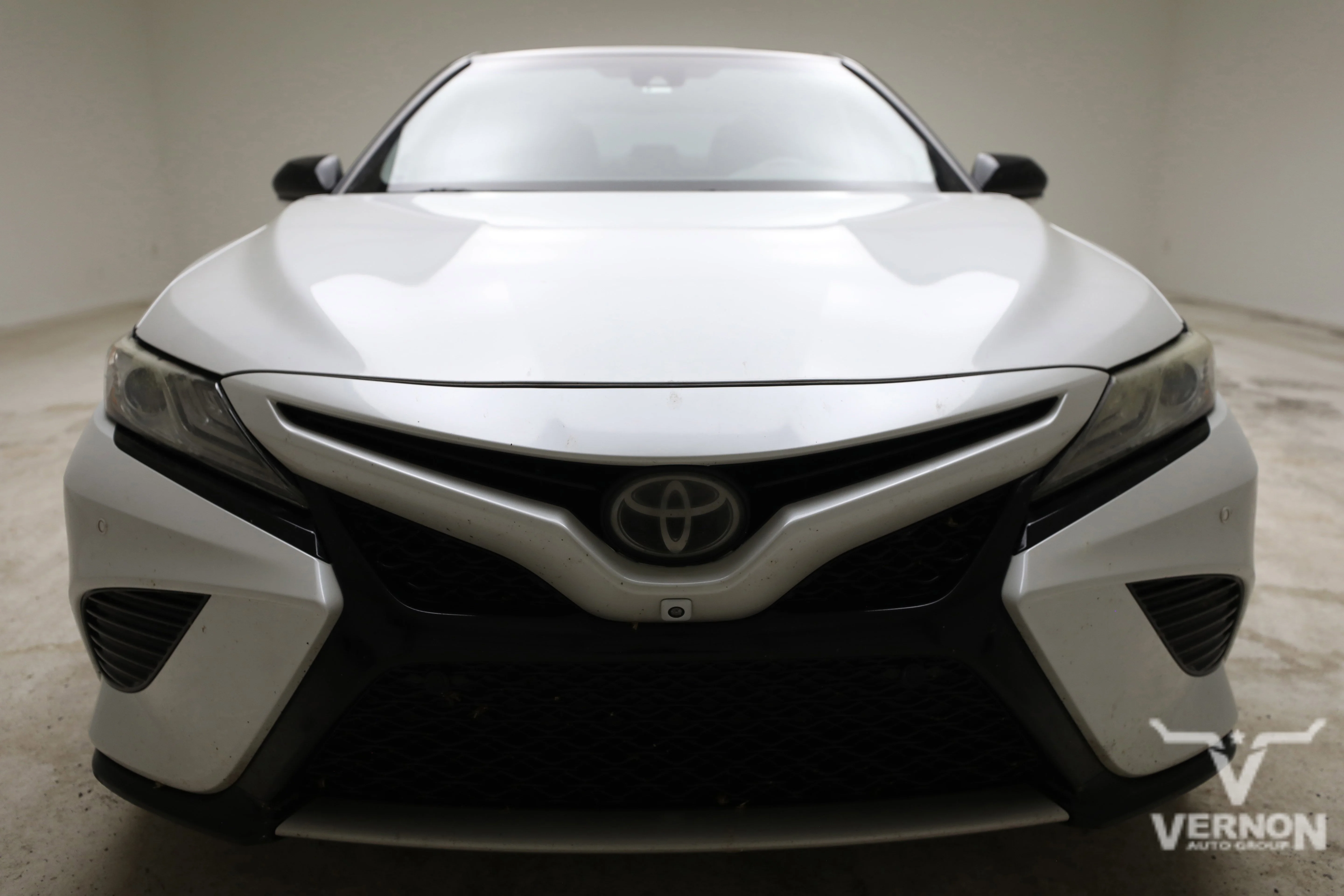 Pre-Owned 2019 Toyota Camry XLE Sedan FWD