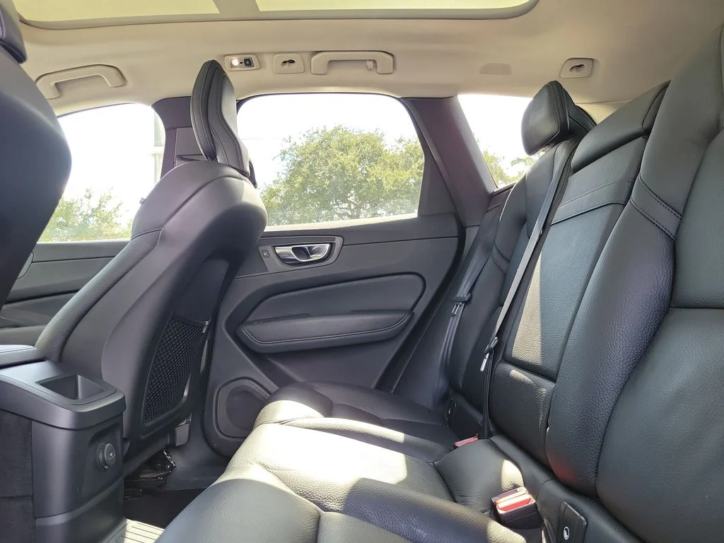 Used 2021 White Volvo T8 Inscription Expression image 17