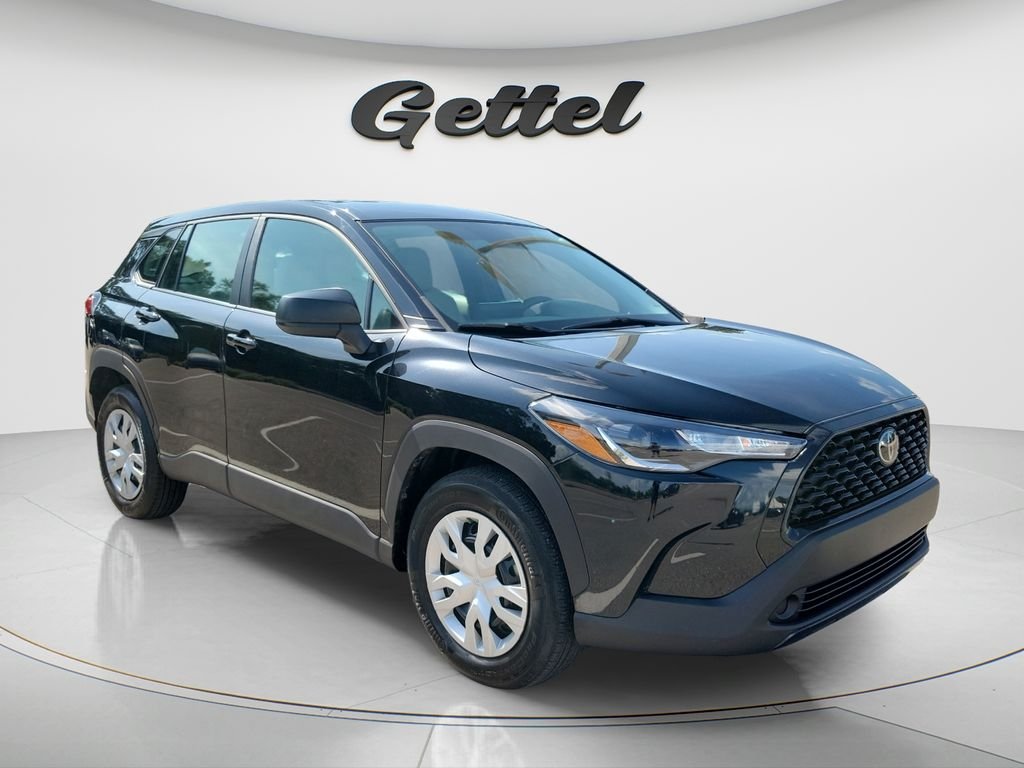 Certified Used 2024 Black Toyota L image 3