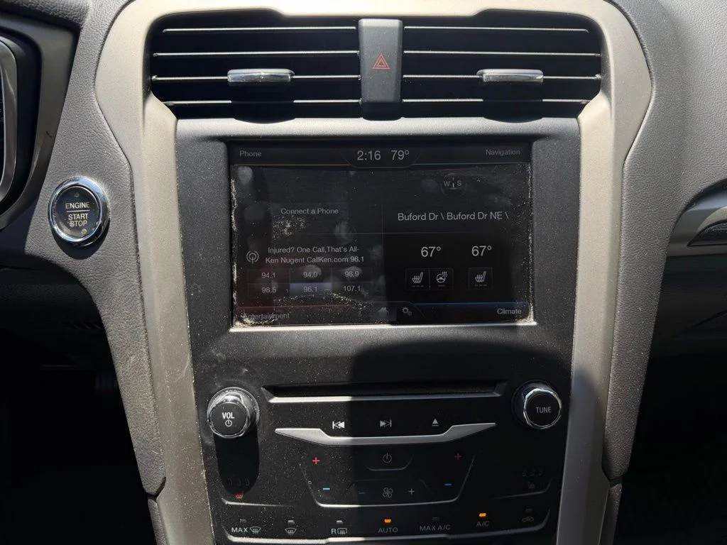 Used 2015 Gray Ford SE image 13