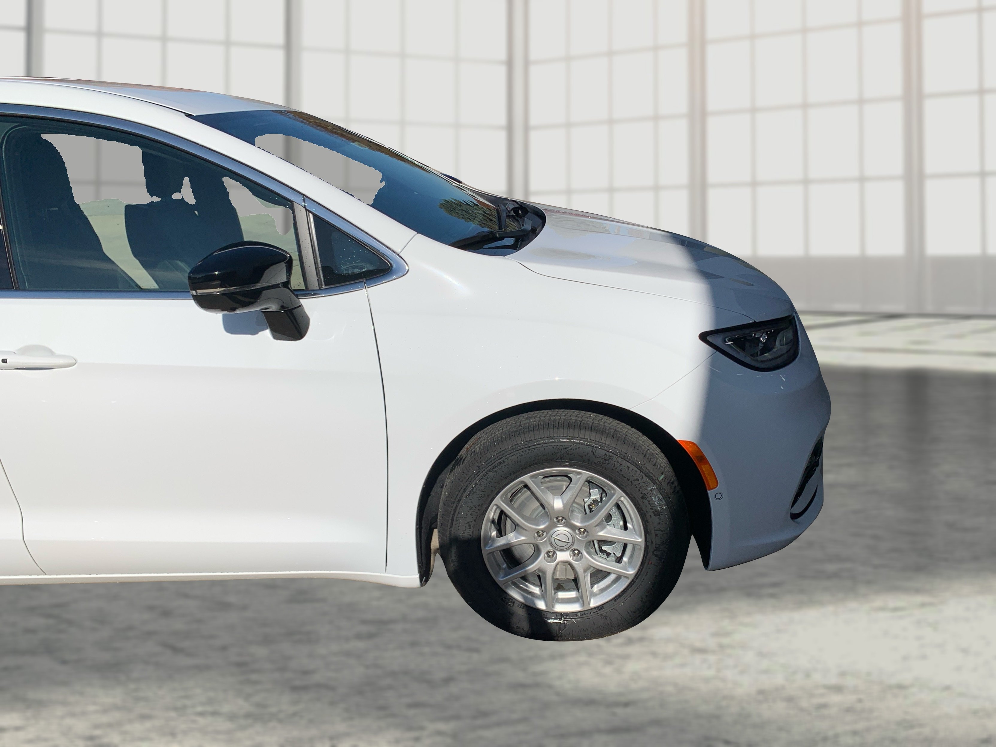 New 2026 Bright White Clear-Coat Exterior Paint Chrysler Select image 22