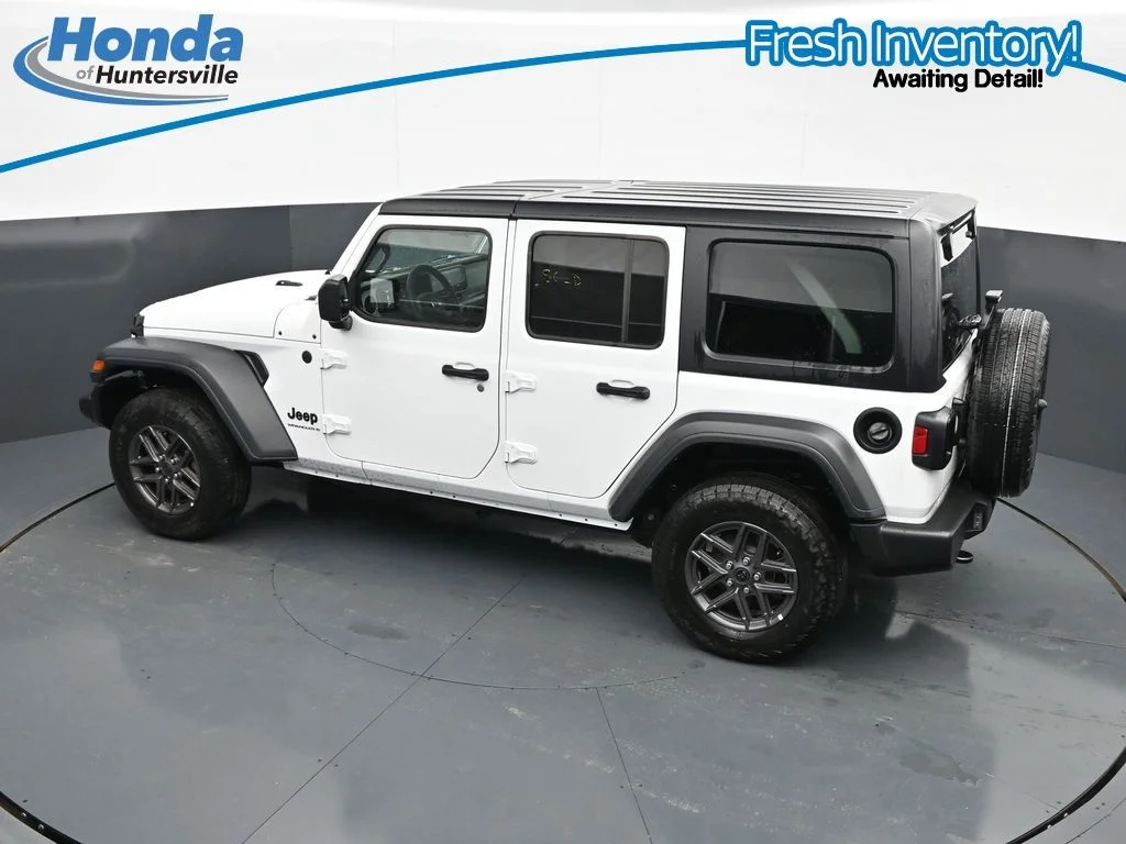 Used 2025 Bright White Clearcoat Jeep Sport S image 19