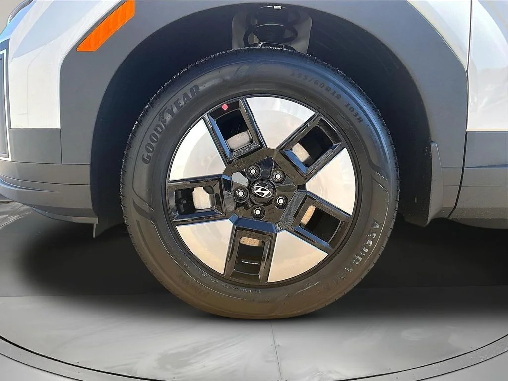 New 2026 White Hyundai SEL image 15