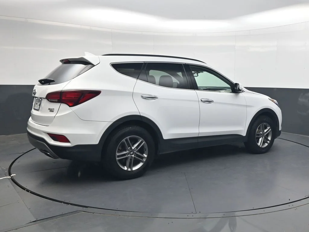 Used 2017 Frost White Hyundai 2.4 Base image 4