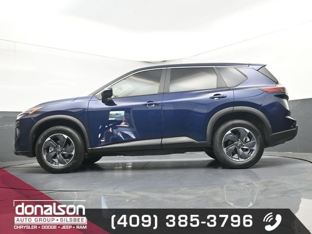 2025 Nissan Rogue SV - Photo 14