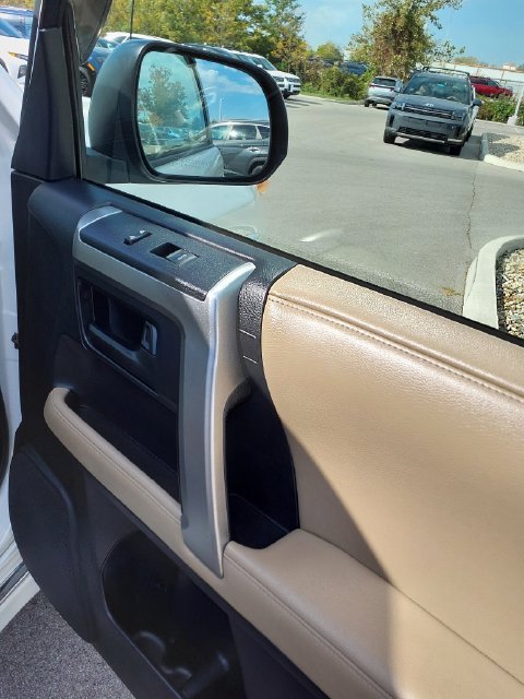 Used 2012 Blizzard Pearl Toyota Limited image 24