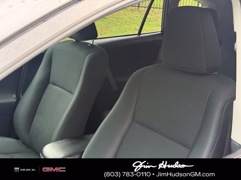 Used 2018 Gray Toyota LE image 18