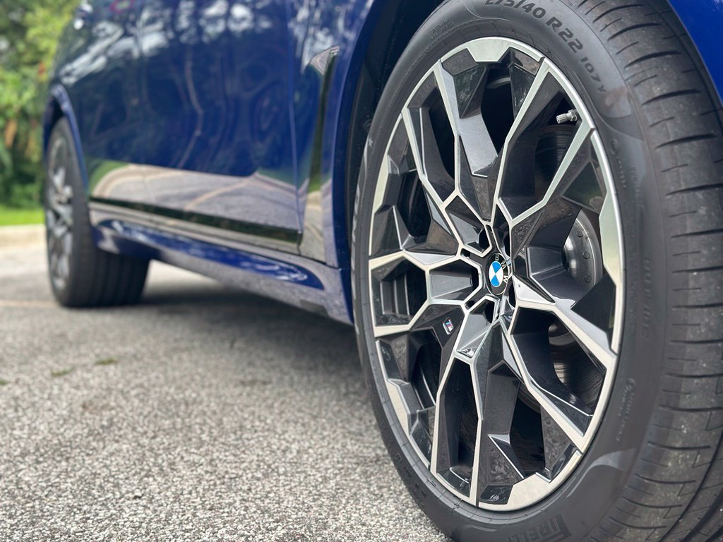 2026 BMW X7 M60i - Photo 9