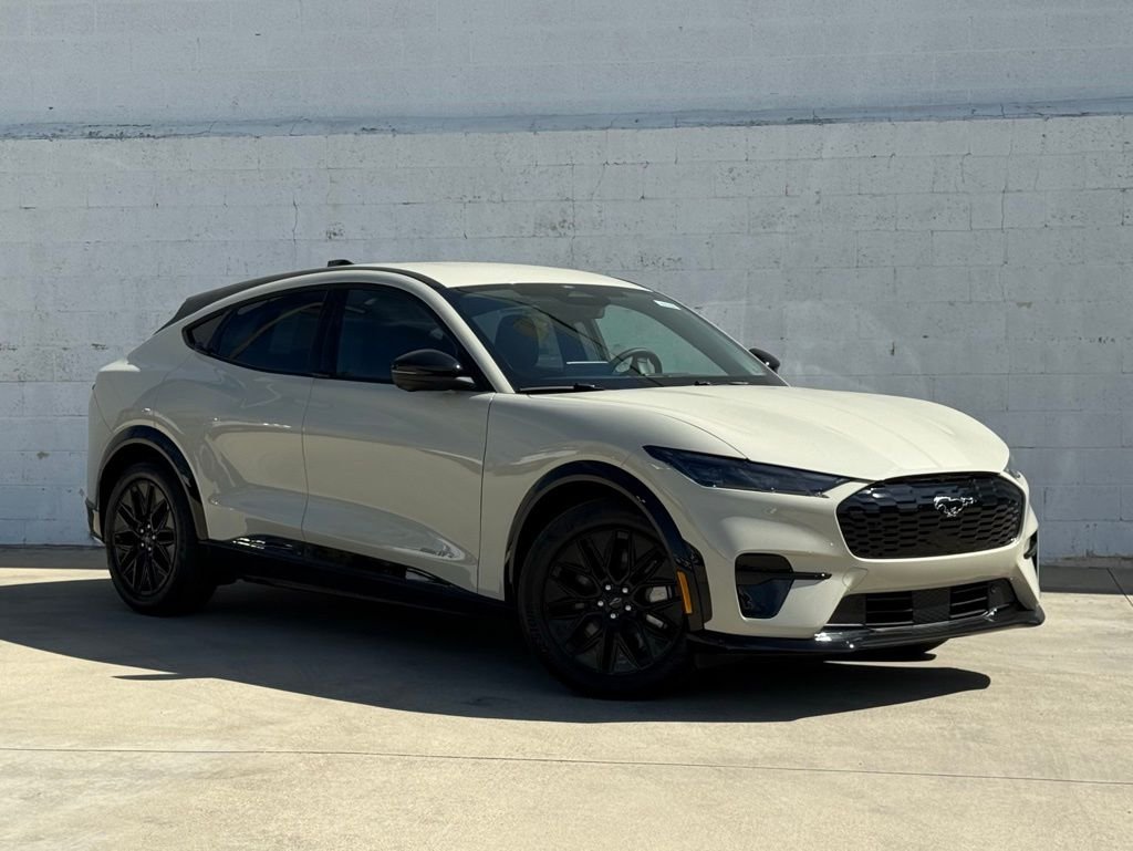 2026 Ford Mustang-Mach-e Premium's photo
