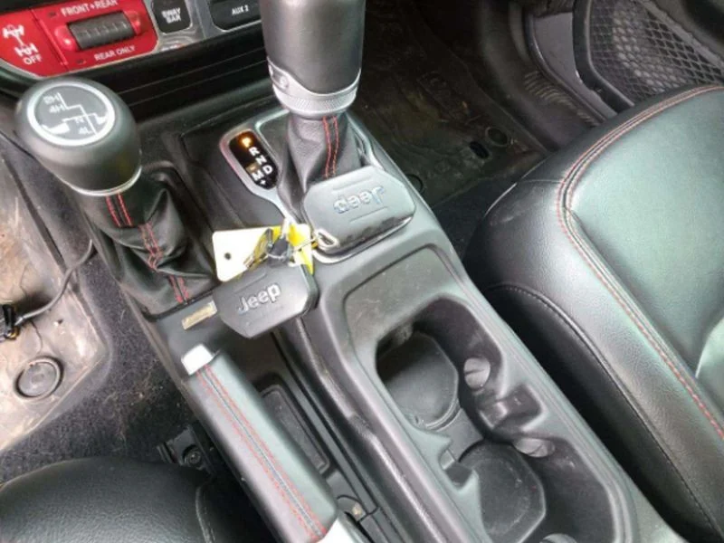 Used 2019 Sting-Grey Jeep Rubicon image 11