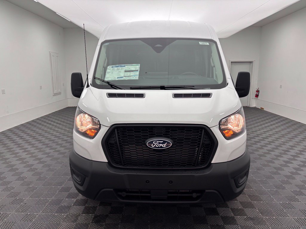 New 2027 White Ford Base image 15