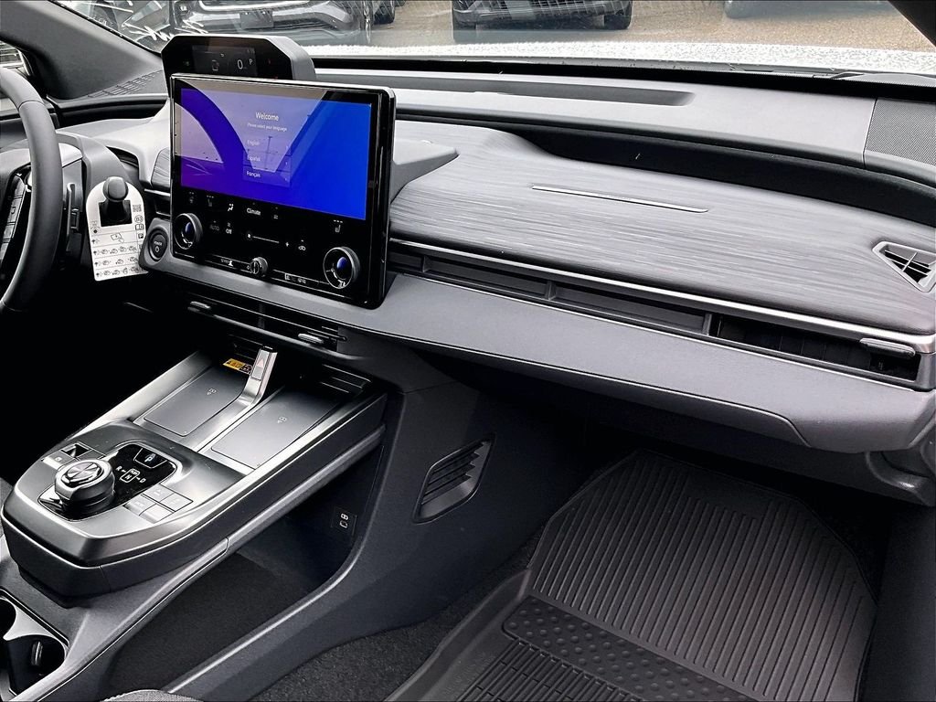 New 2026 Wind Chill Pearl Toyota SE image 10