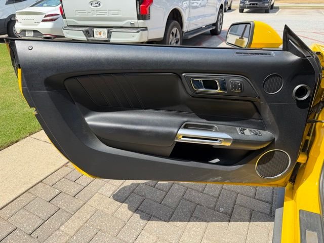 Used 2016 Yellow Ford GT Premium image 6