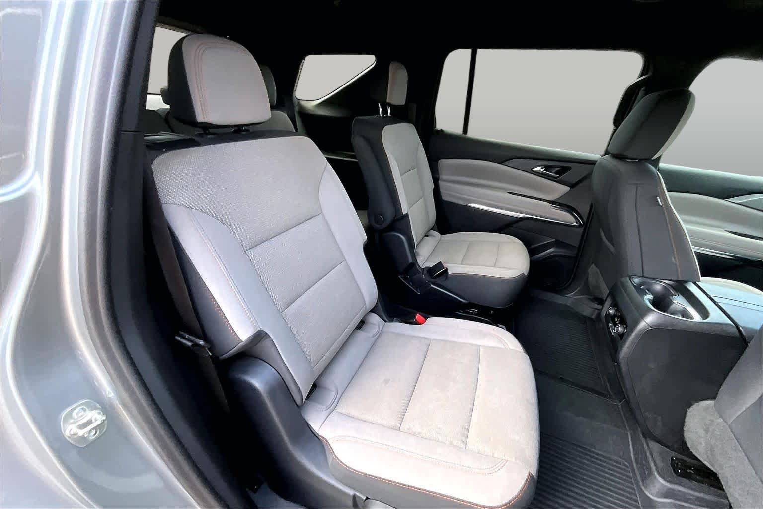 Used 2024 Sterling Gray Metallic Chevrolet FWD LT image 20