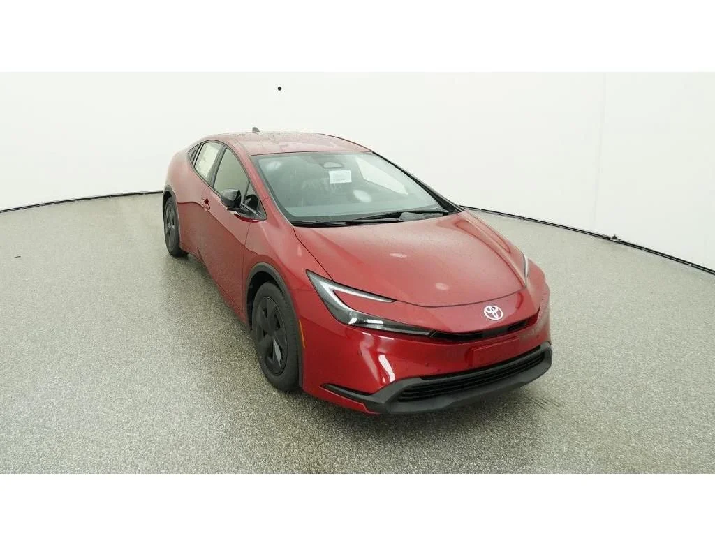 New 2026 Supersonic Red Toyota LE image 36