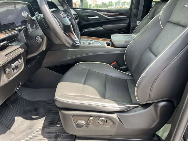 Used 2023 Black Raven Cadillac Premium Luxury image 10