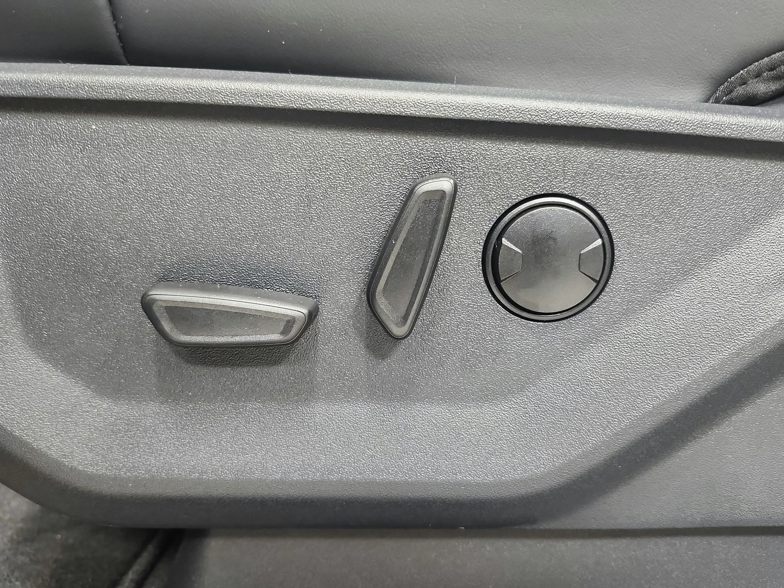 New 2026 Blue Ford Tremor image 20