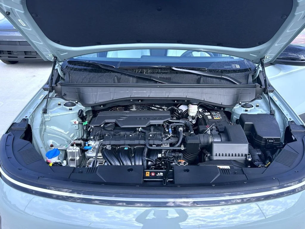 New 2027 Green Hyundai SEL Sport image 24