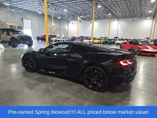 Used 2025 Black Chevrolet Z06 image 6