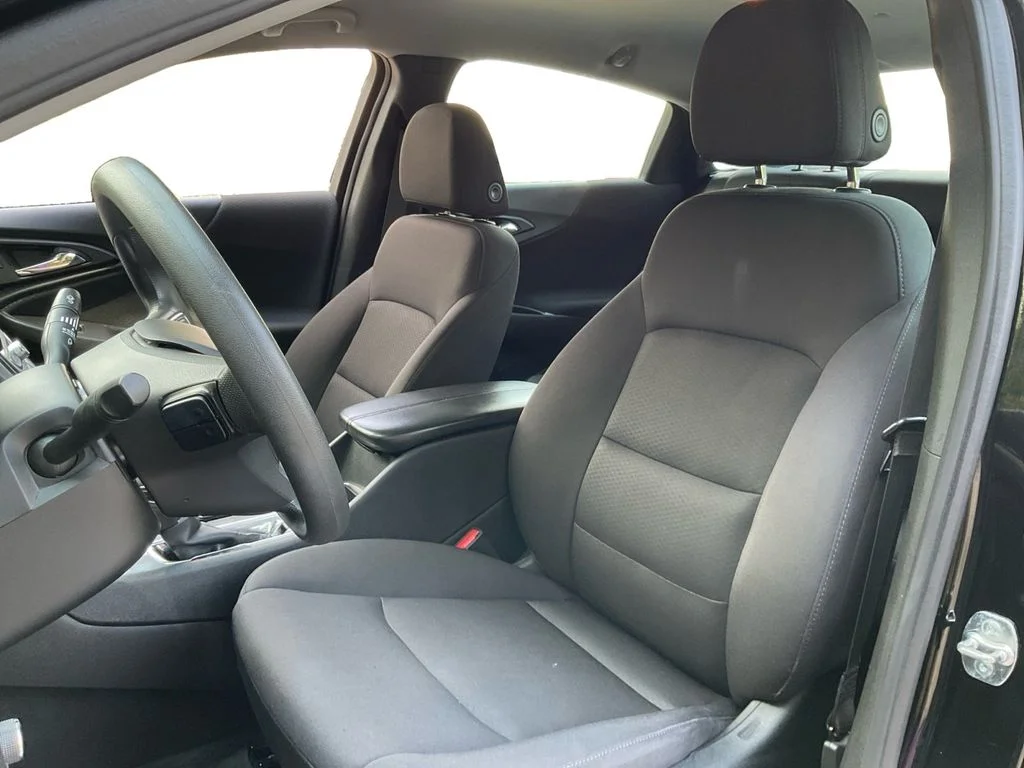 Used 2024 Black Chevrolet LT image 27