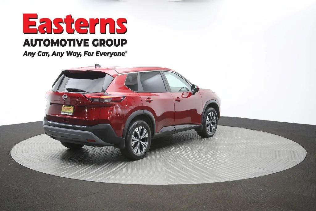 Used 2023 Red Nissan SV image 43
