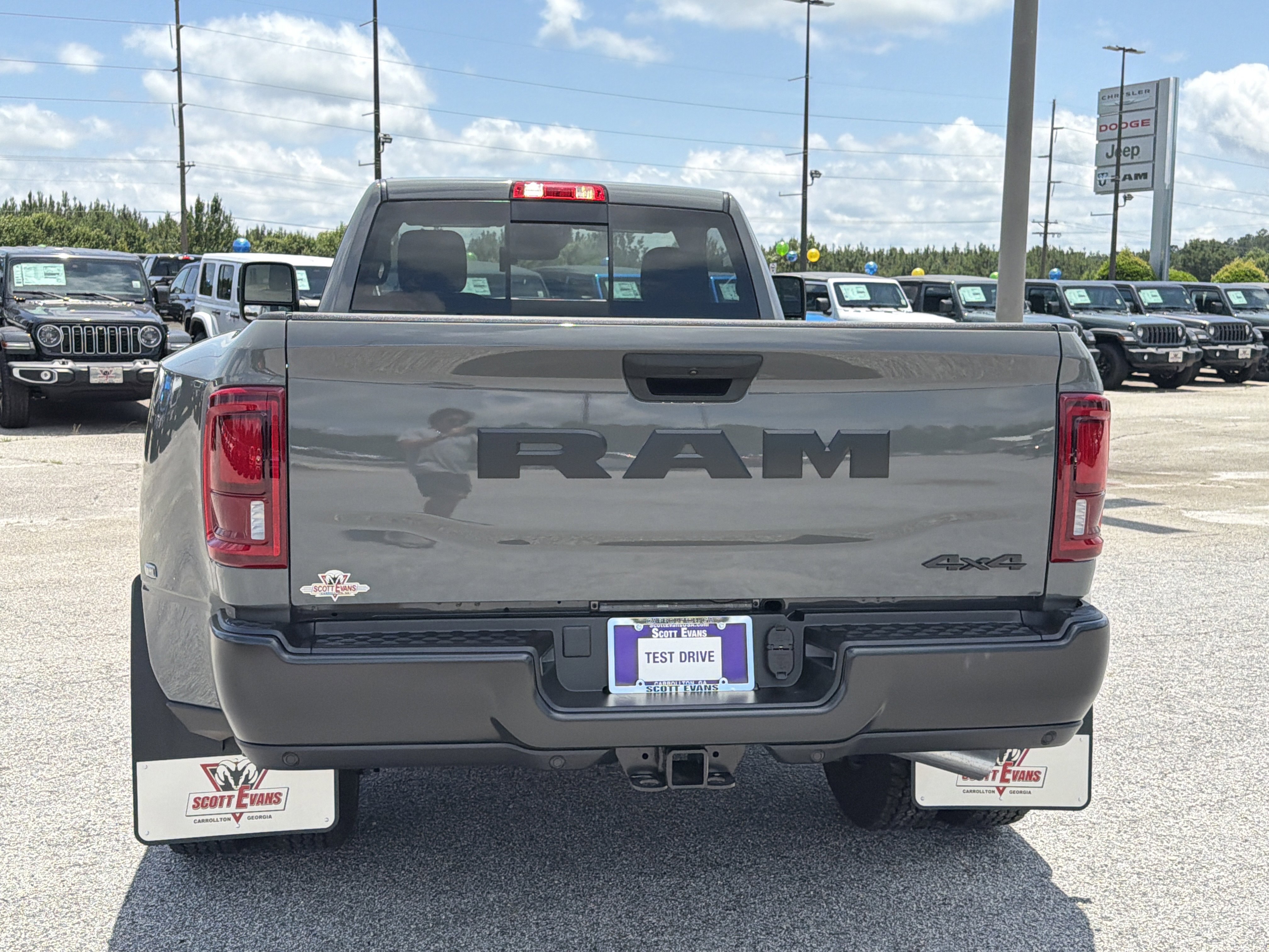 New 2026 Ceramic Gray Clear-Coat Exterior Paint RAM Tradesman image 7