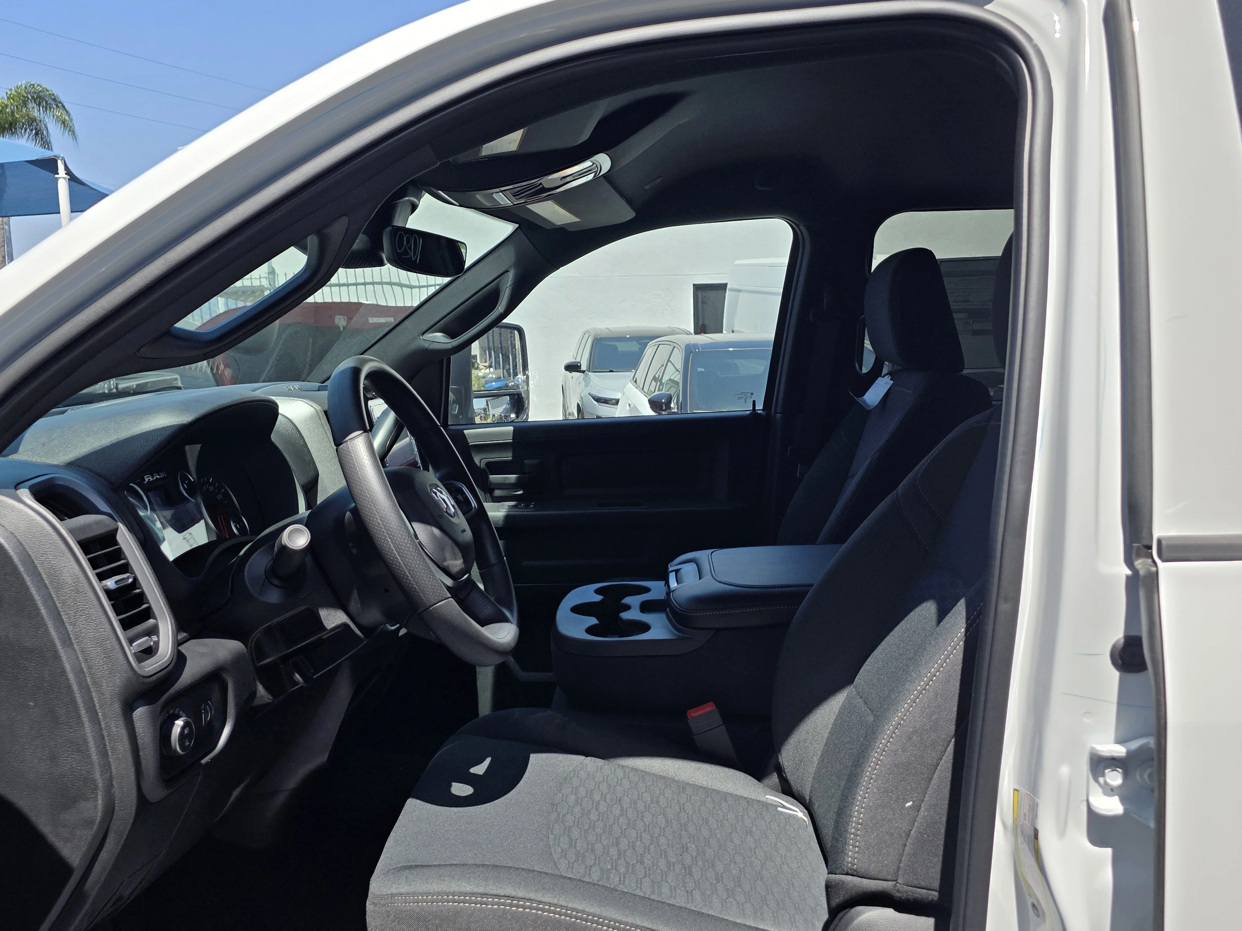 New 2026 Bright White Clearcoat RAM Tradesman image 7