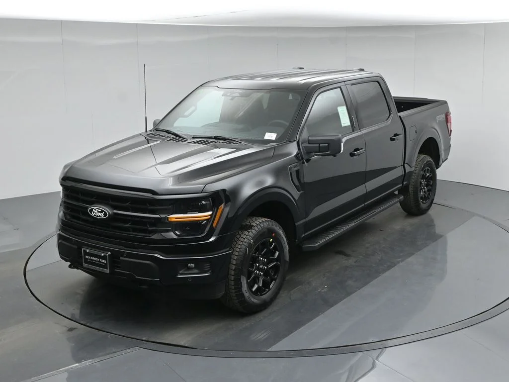 New 2026 Agate Black Metallic Ford XLT image 41