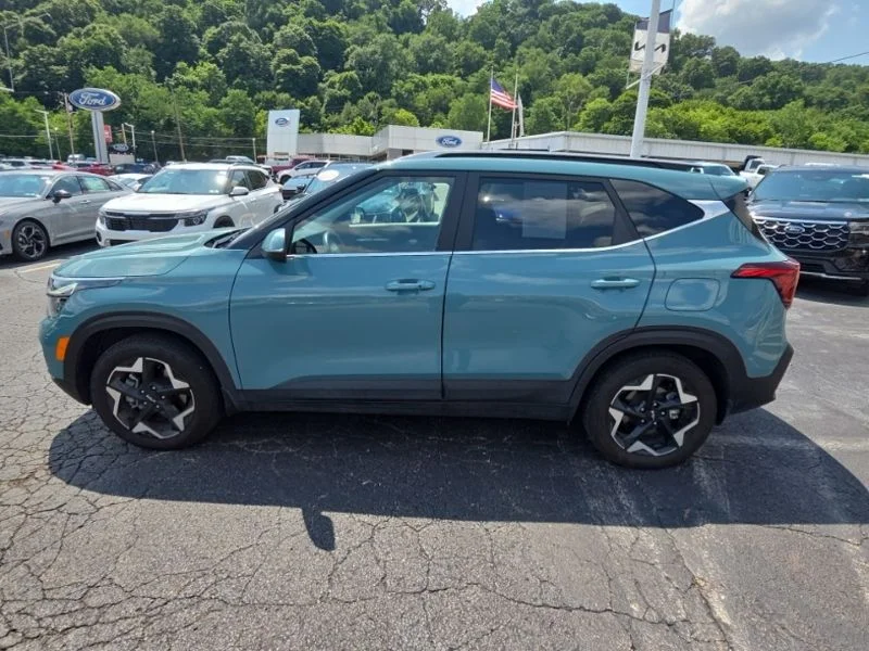 Used 2025 Blue Kia EX image 4