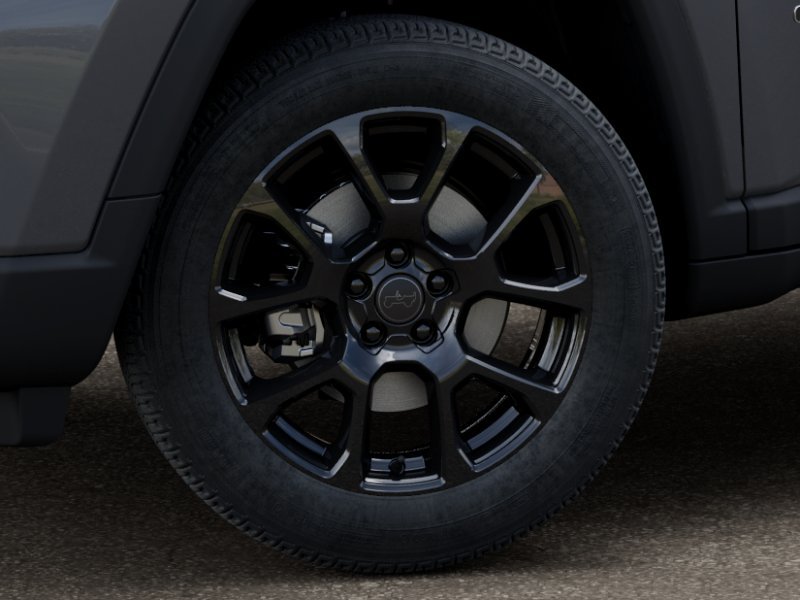 New 2026 Sting-Gray Clearcoat Jeep Latitude image 38