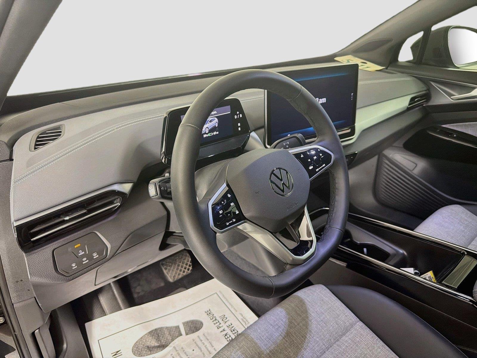 Certified Used 2025 Pure Gray Volkswagen Pro image 9