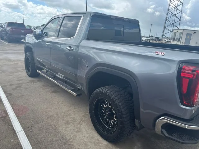 Used 2021 Gray GMC SLT image 3